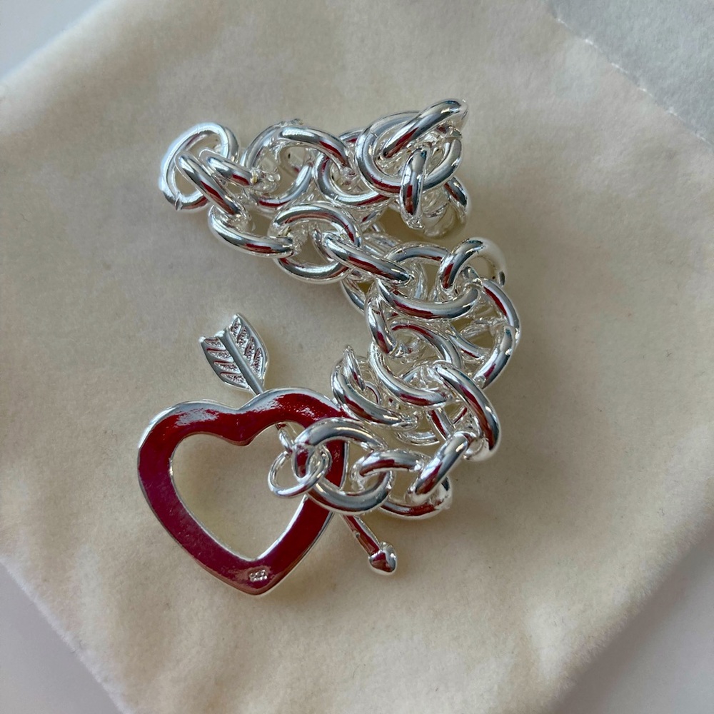 🌟 Silver Chunky Heart Necklace - Picture 2 of 2